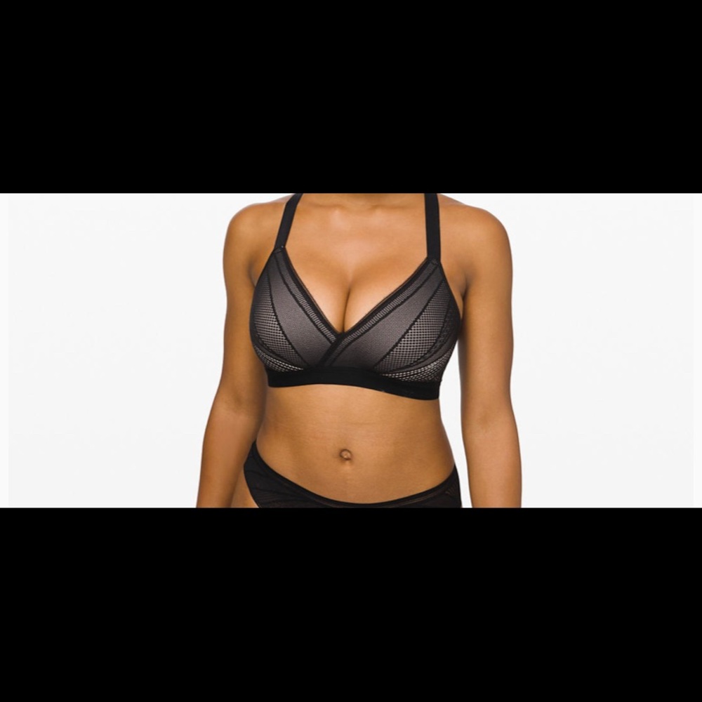 Lululemon awake to lace bra